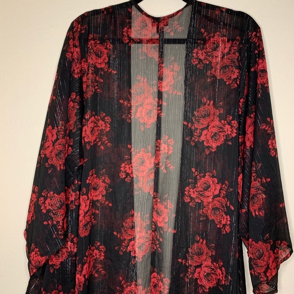 Torrid black floral sheer metallic flowy kimono - Picture 8 of 9